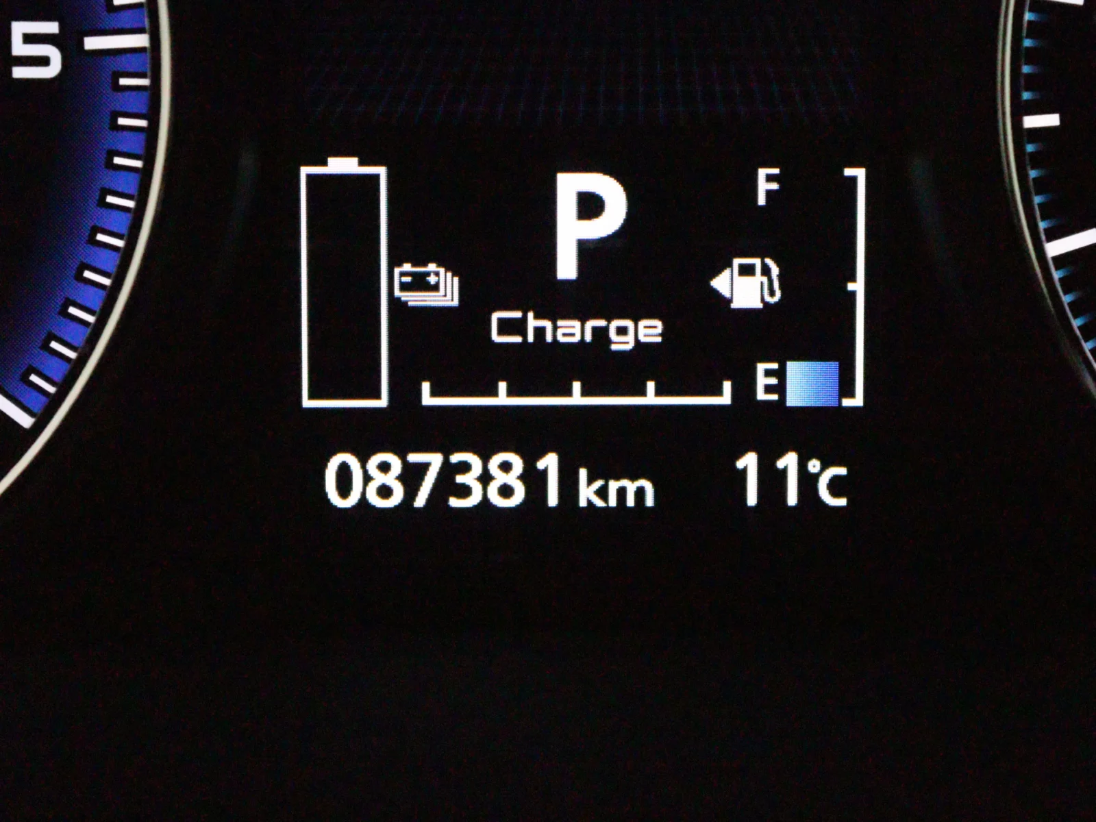 Mitsubishi-Outlander