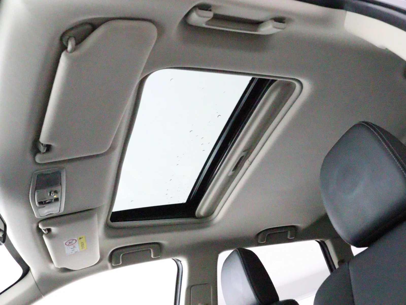 Mitsubishi-Outlander