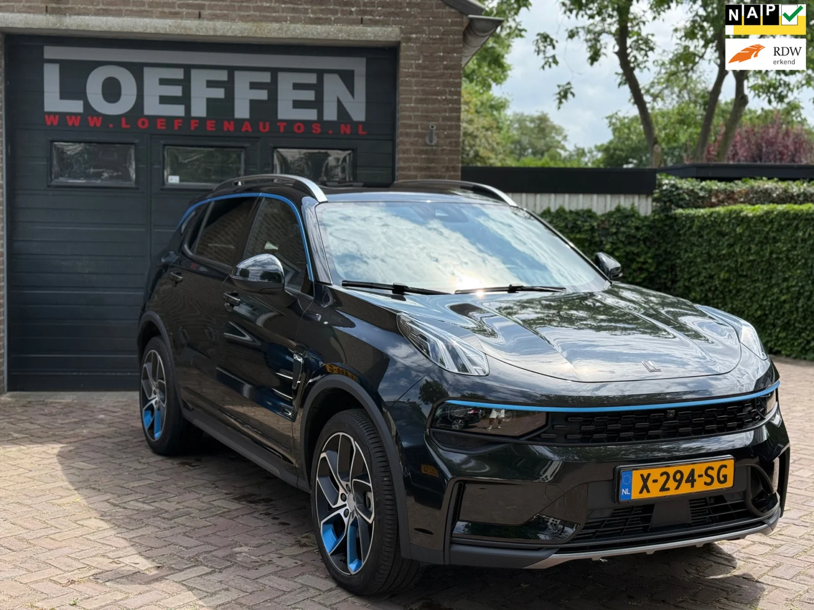 Lynk & Co-01