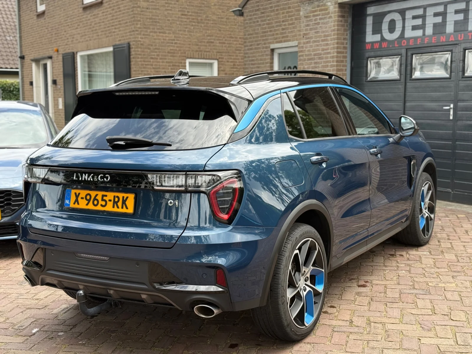 Lynk & Co-01