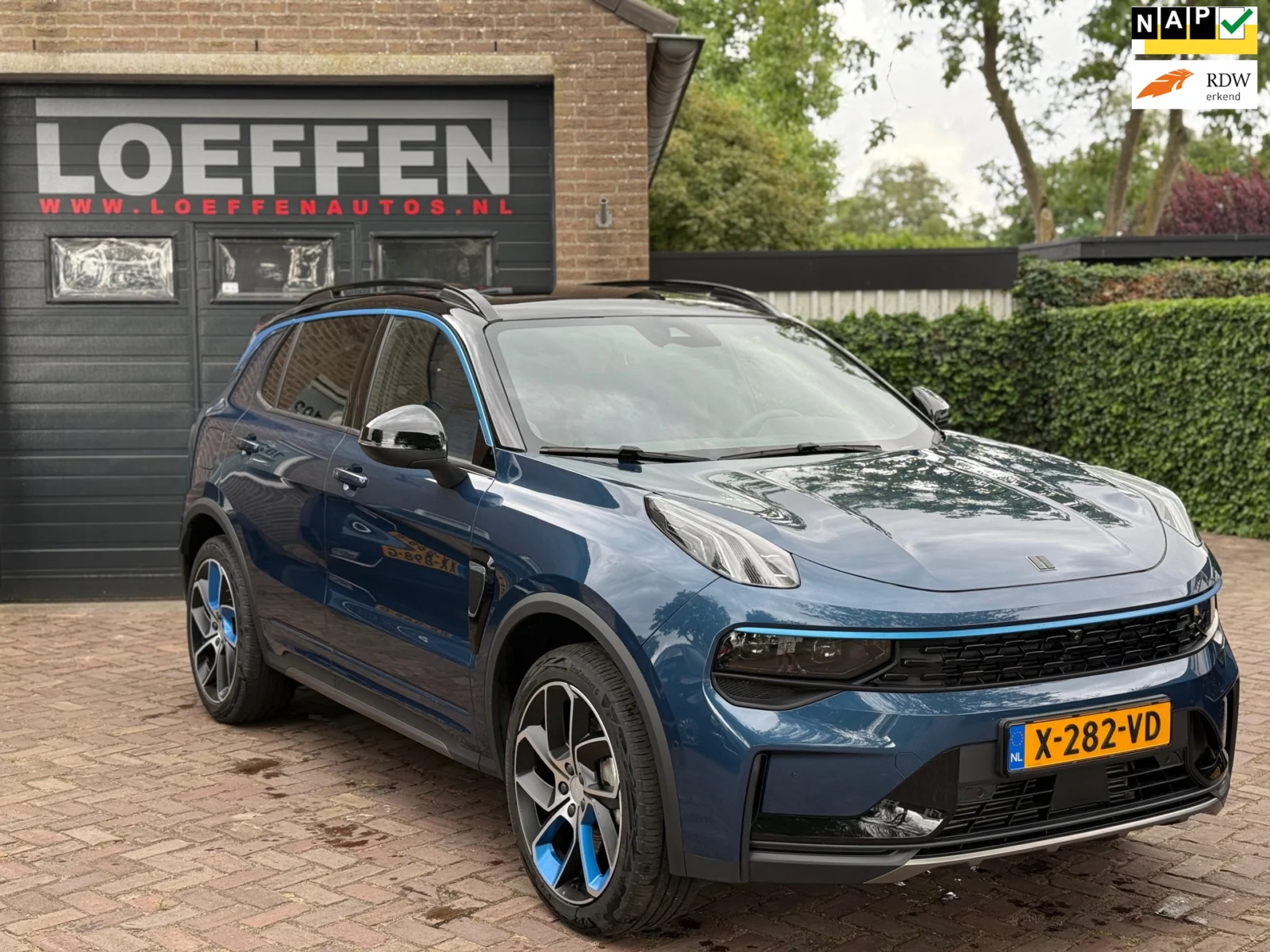 Lynk & Co-01
