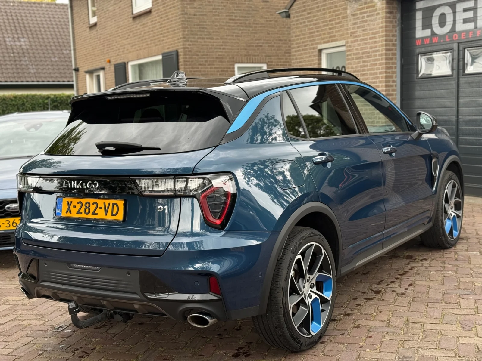 Lynk & Co-01