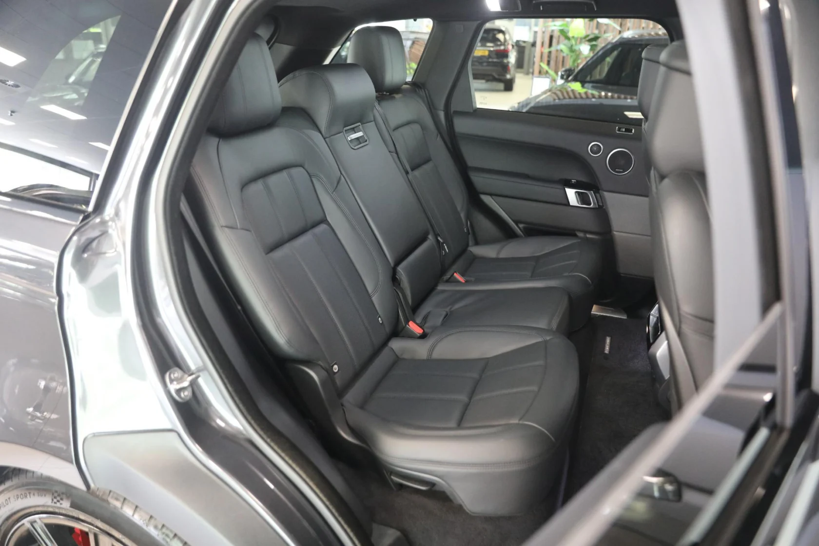 Land Rover-Range Rover Sport