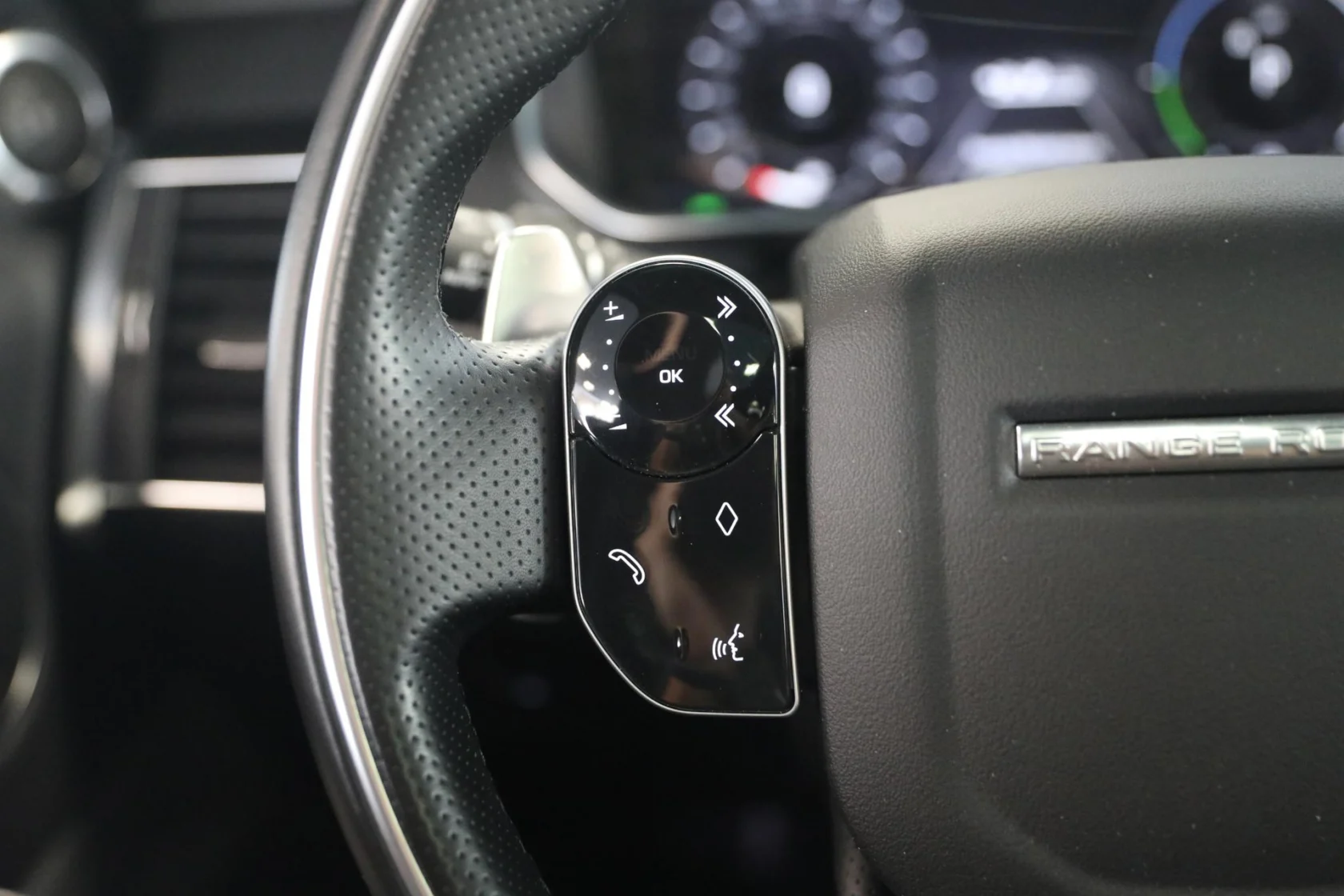 Land Rover-Range Rover Sport
