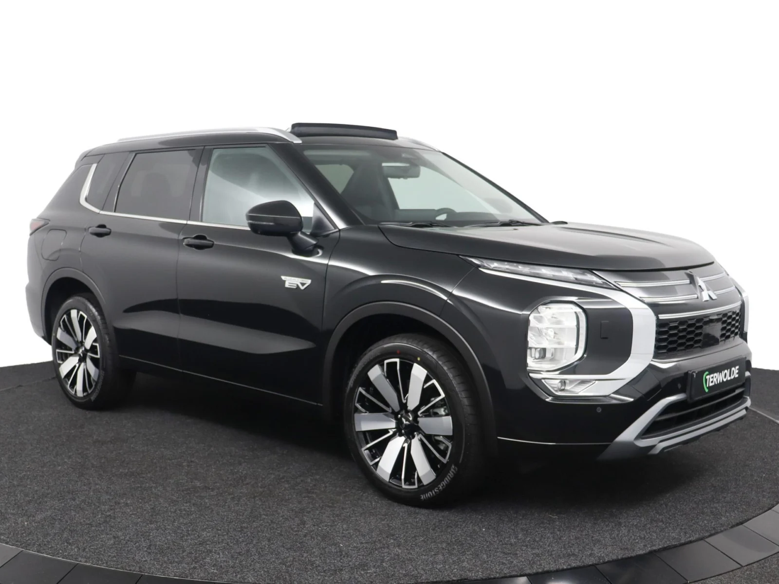 Mitsubishi-Outlander