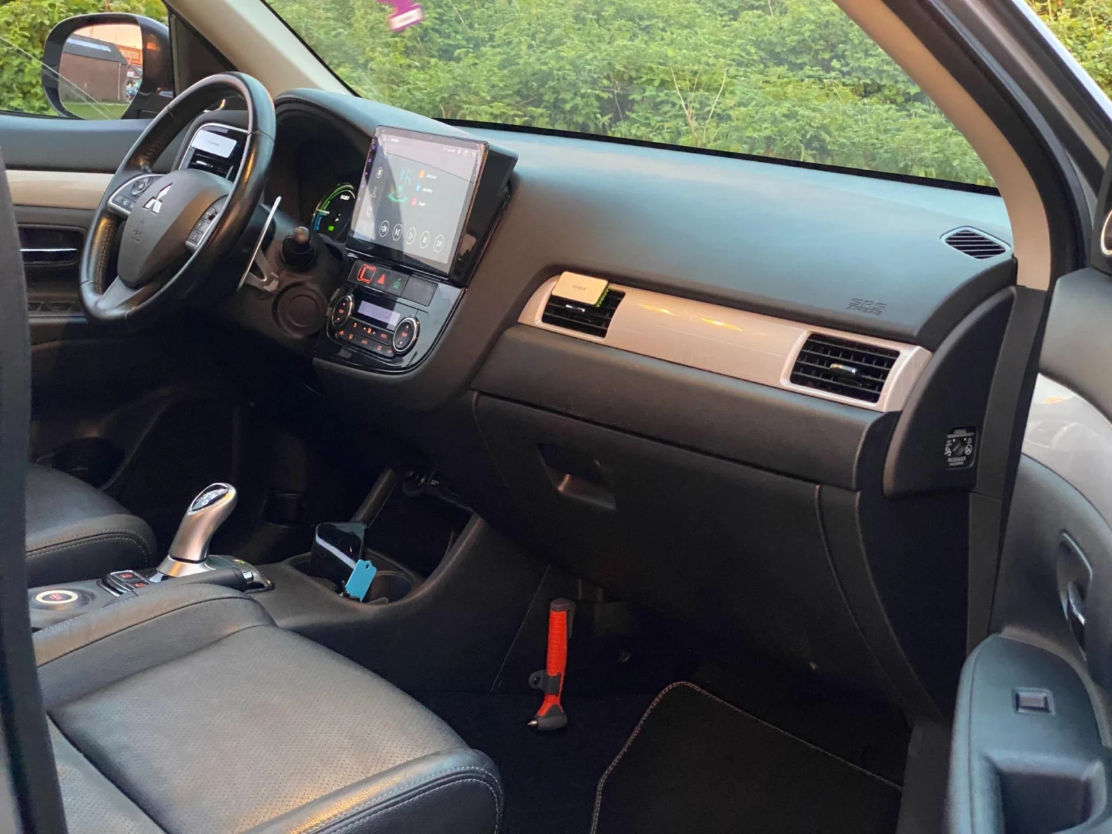 Mitsubishi-Outlander