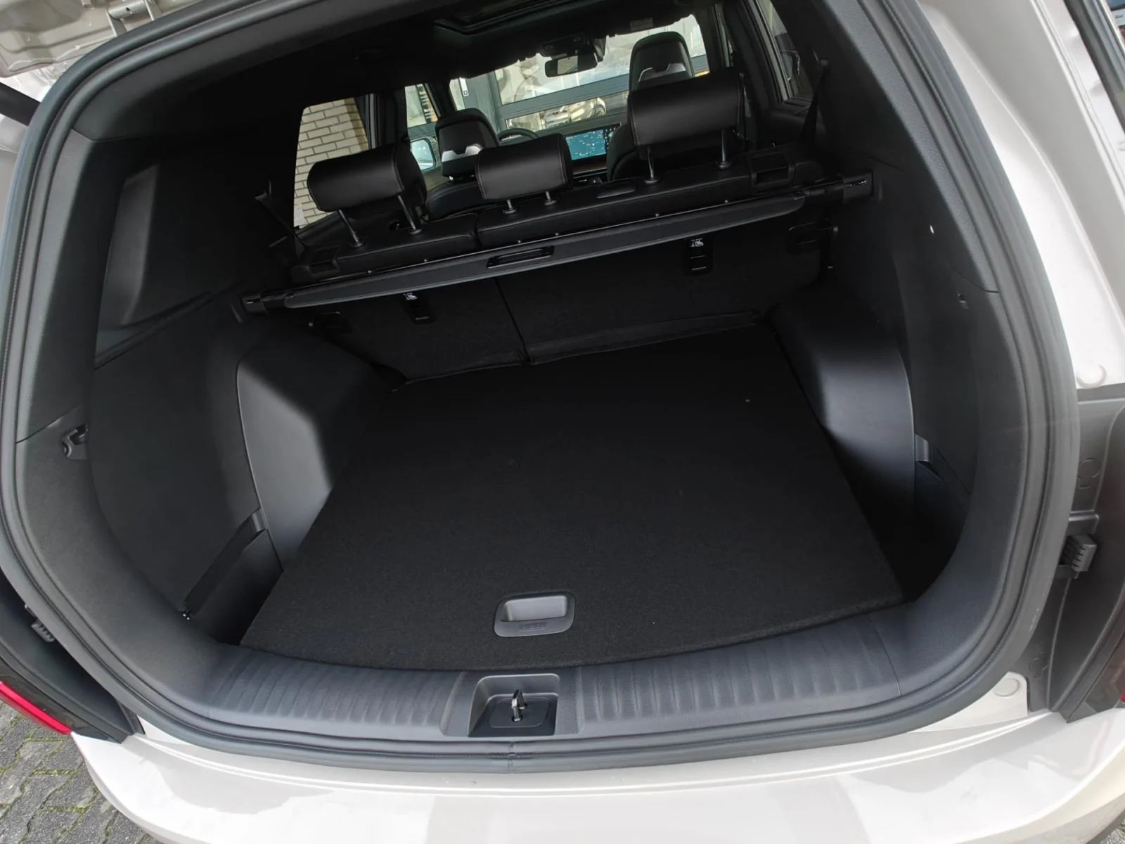 KG Mobility-Torres EVX