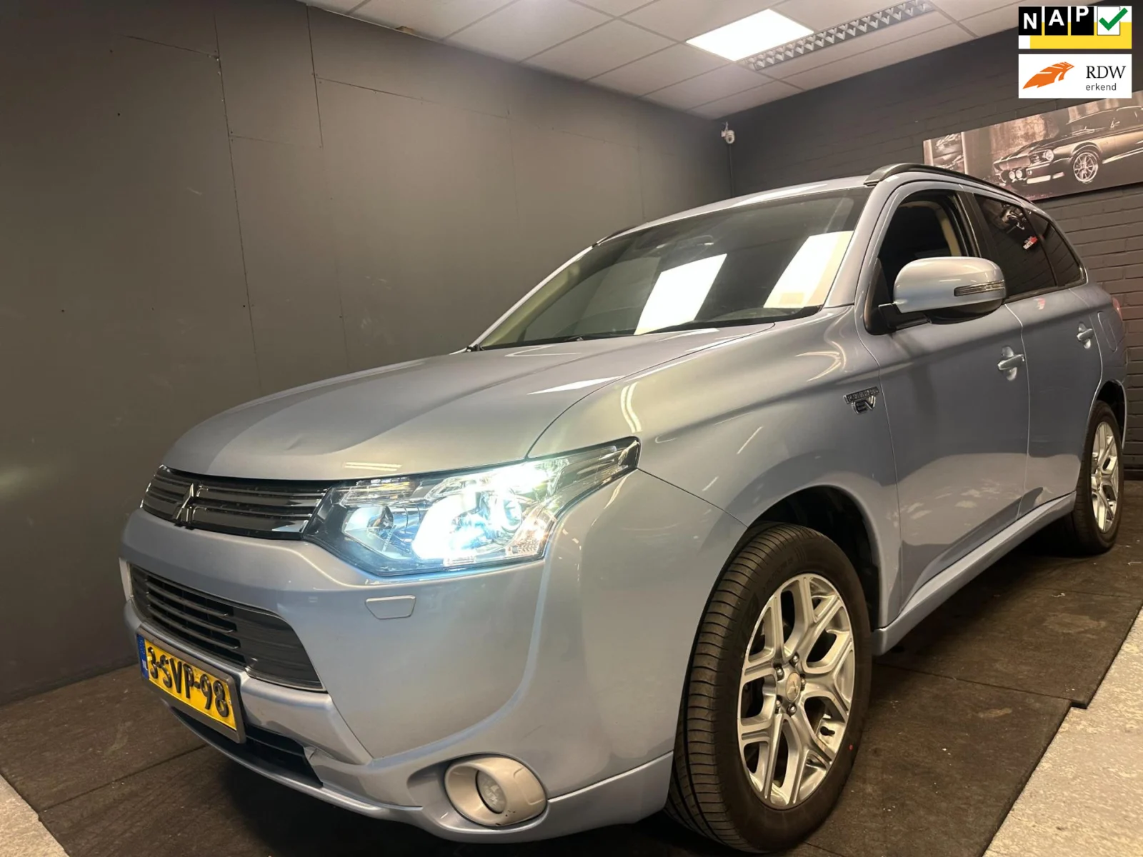 Mitsubishi-Outlander