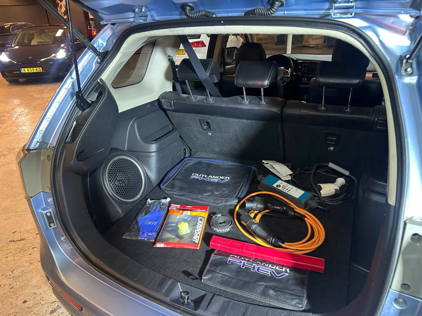 Mitsubishi-Outlander