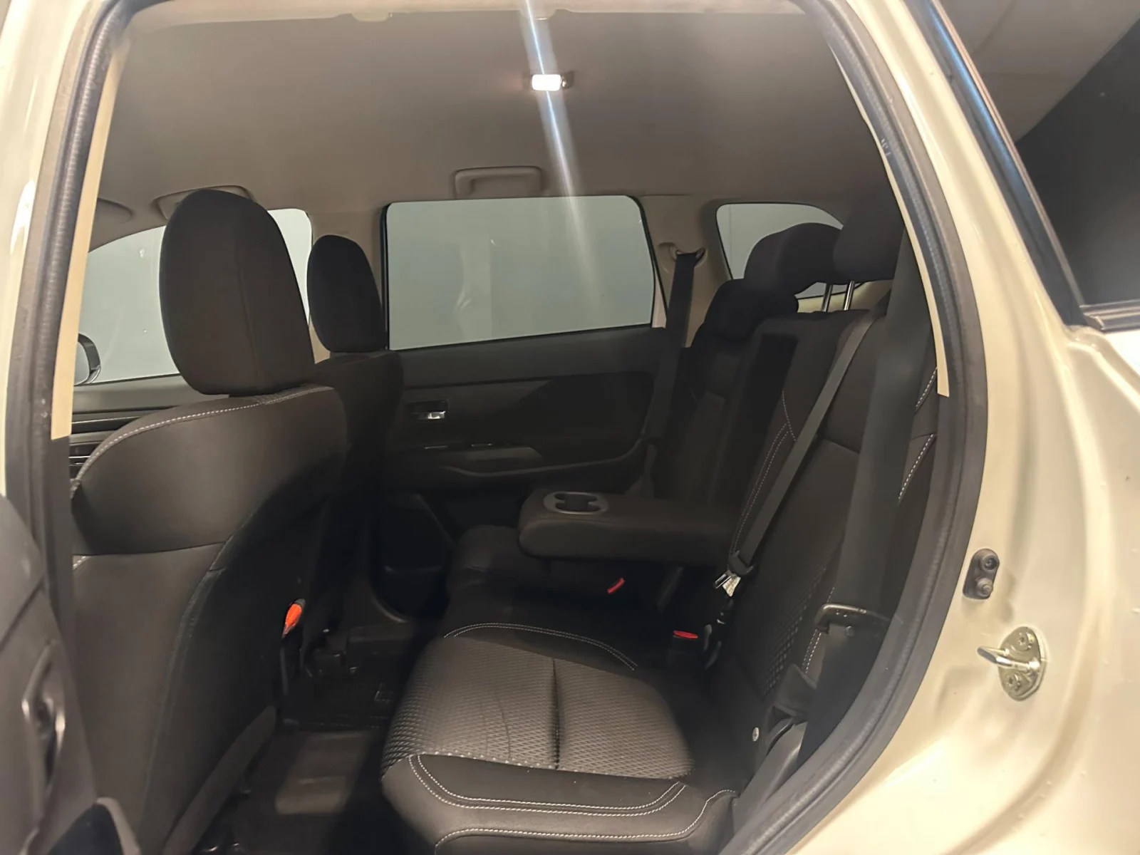 Mitsubishi-Outlander