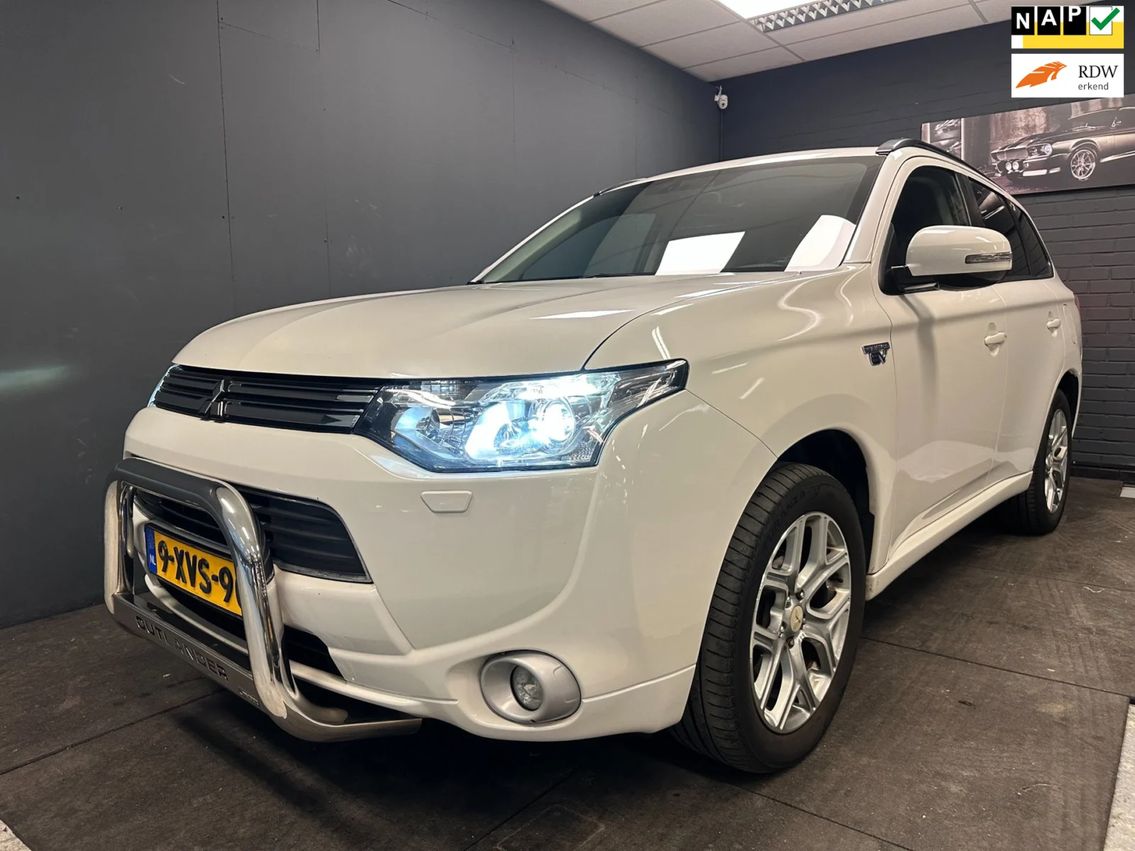 Mitsubishi-Outlander