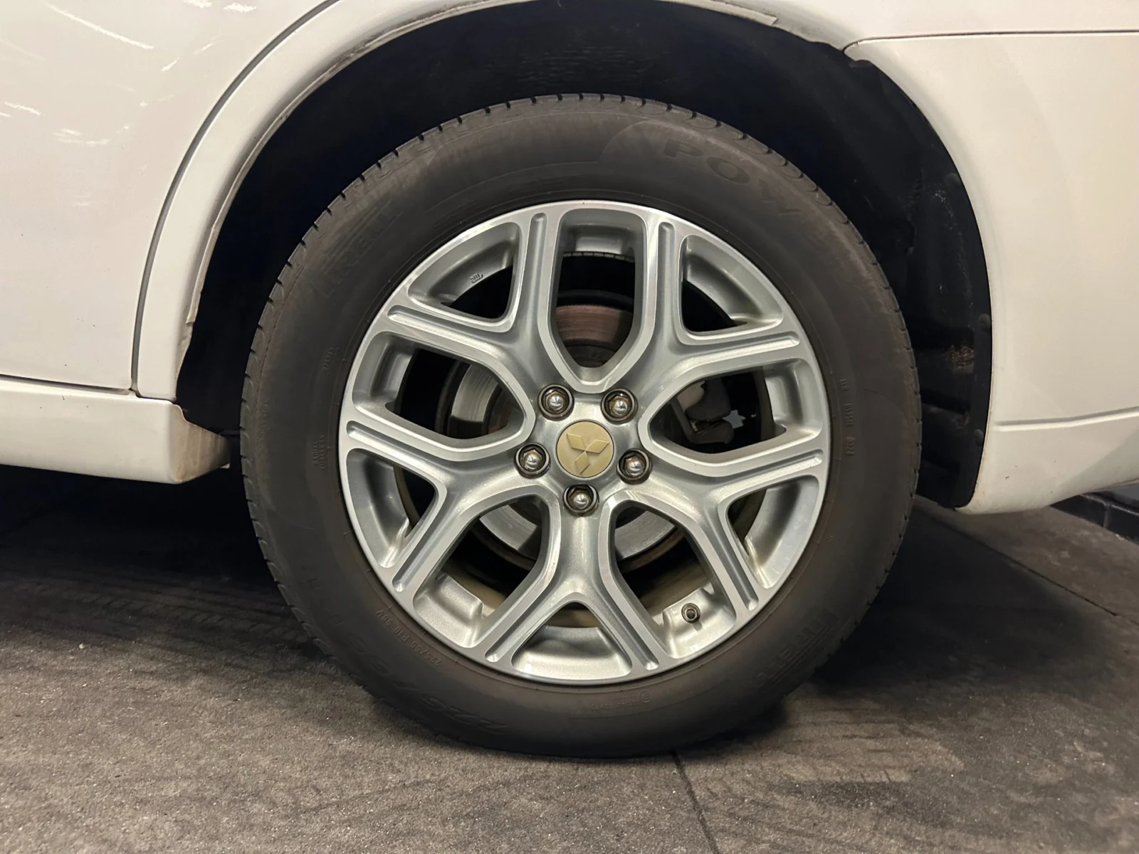 Mitsubishi-Outlander