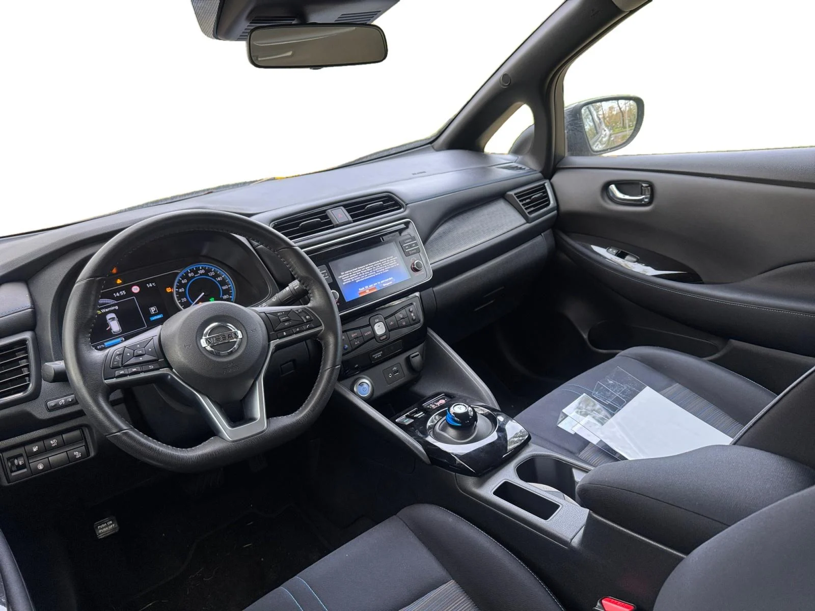 Nissan-Nissan leaf 40kwh