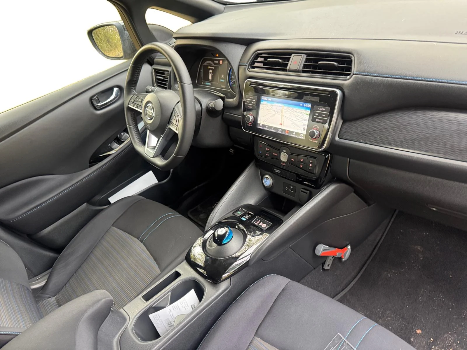 Nissan-Nissan leaf 40kwh