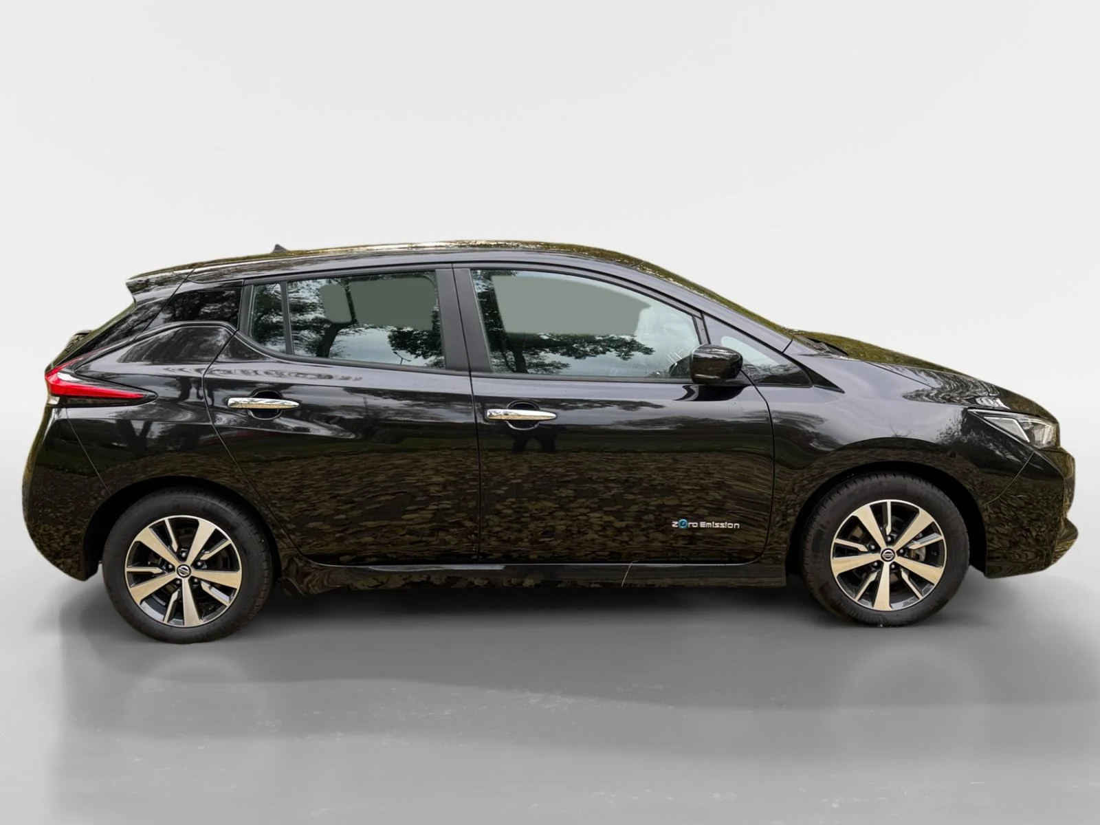 Nissan-Nissan leaf 40kwh