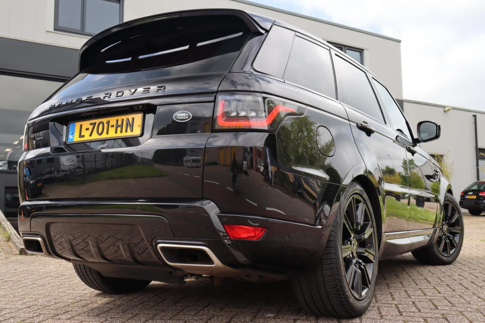 Land Rover-Range Rover Sport