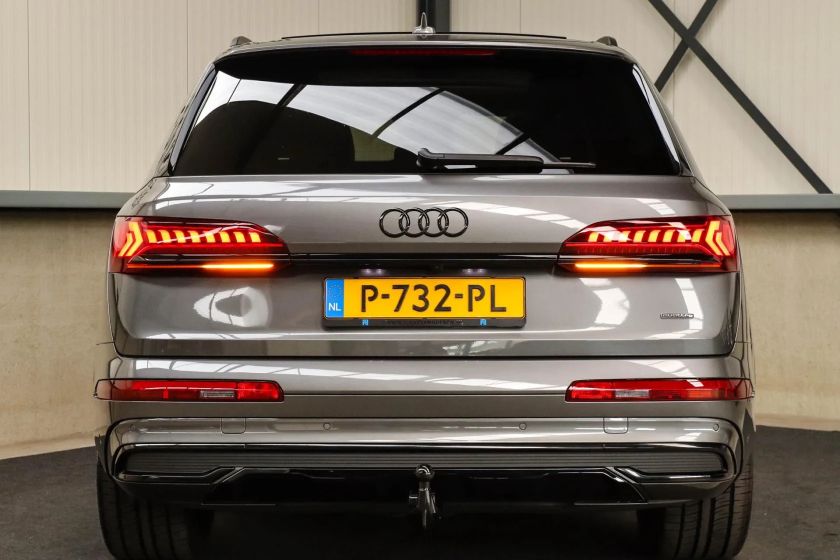 Audi-Q7