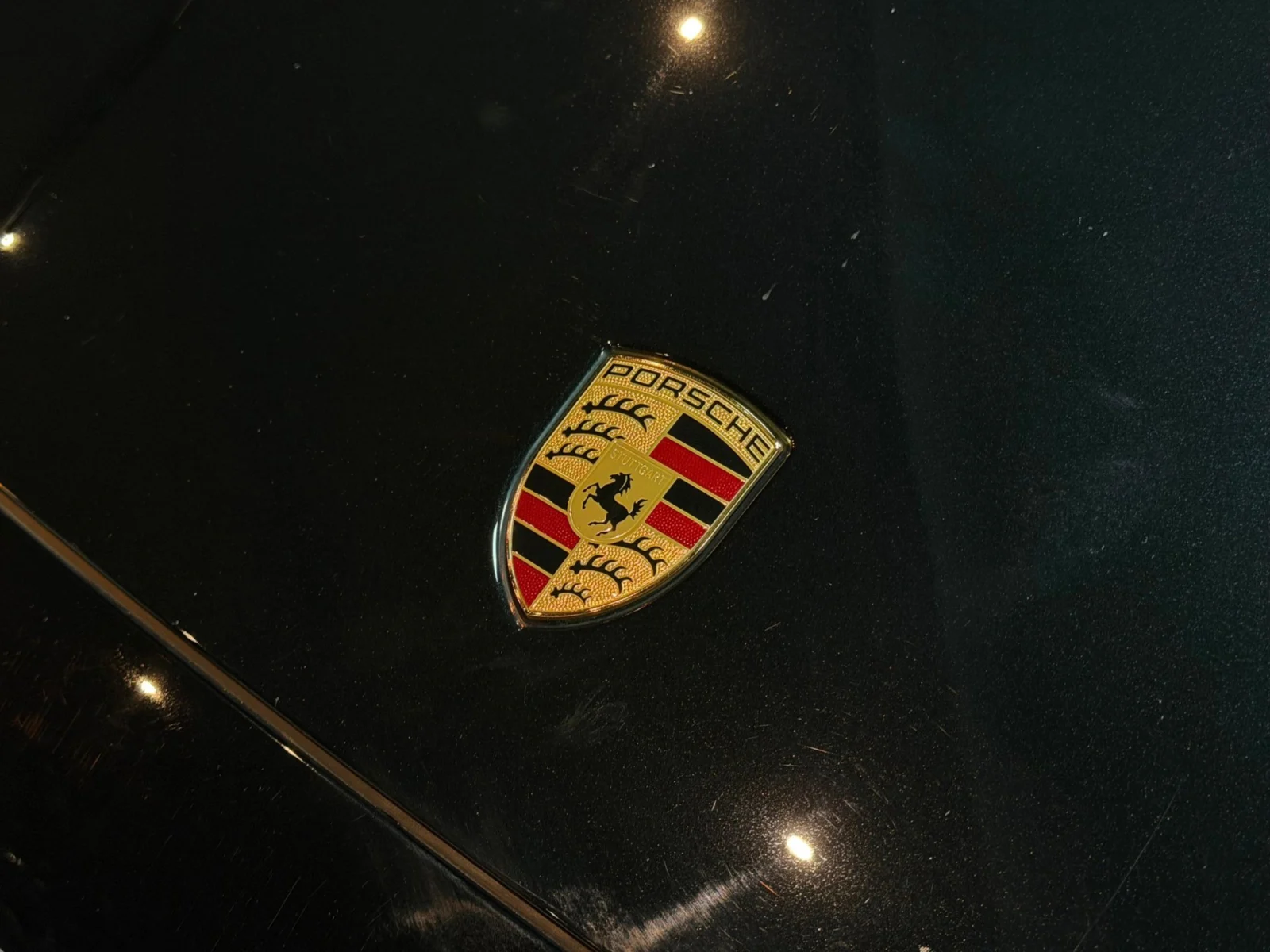 Porsche-Cayenne