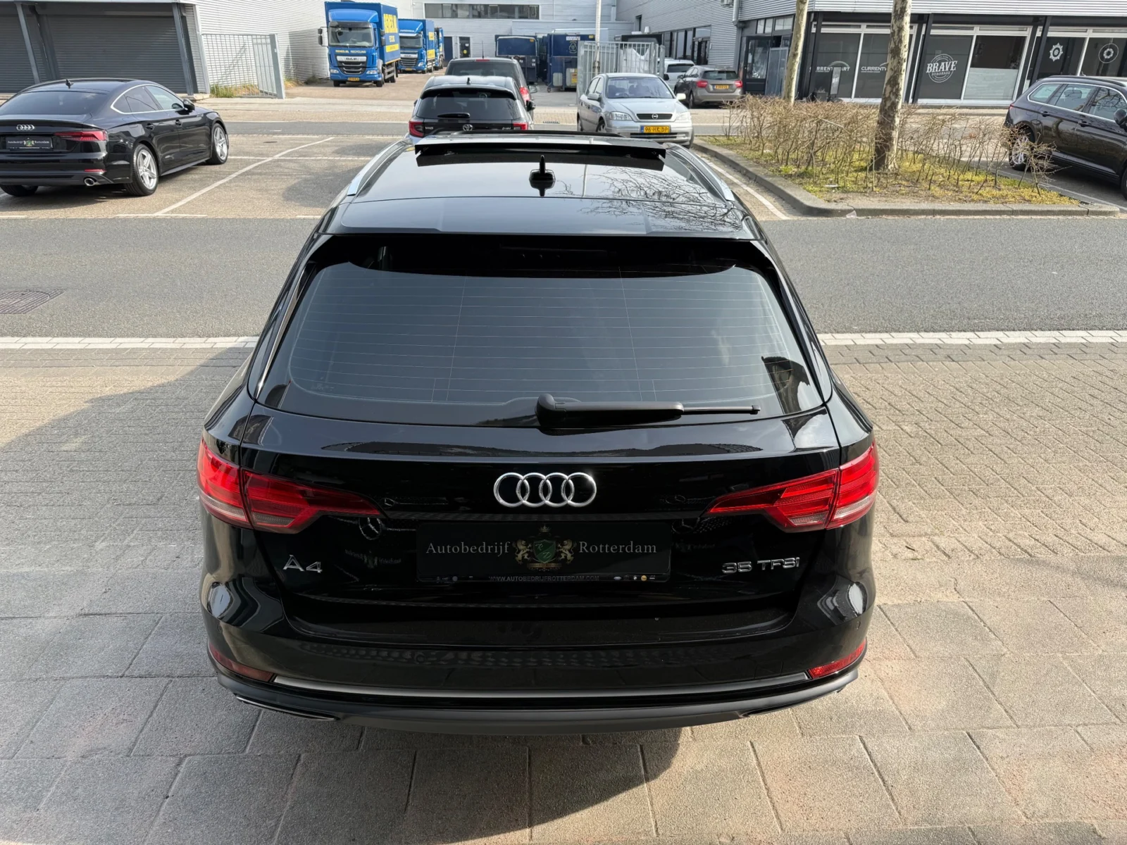 Audi-A4