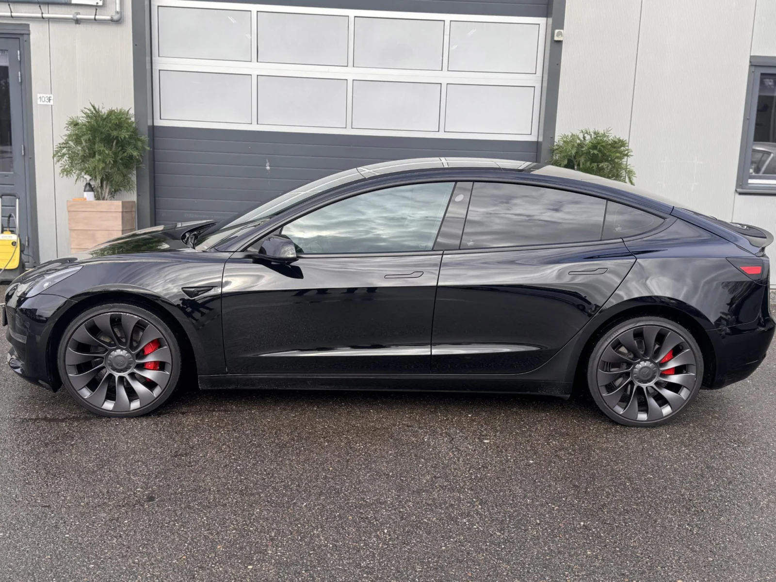 Tesla-Model 3