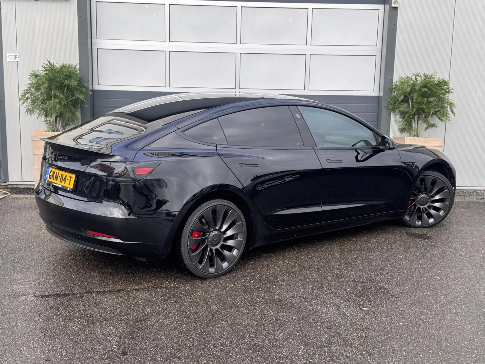 Tesla-Model 3
