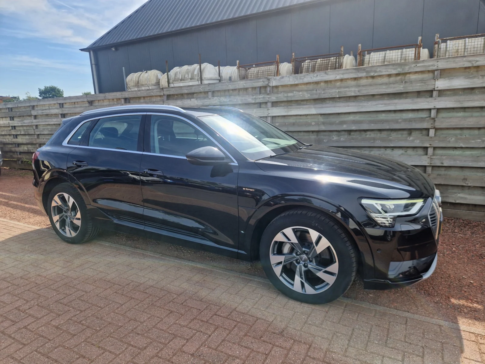 Audi e-tron 50 quattro Launch edition