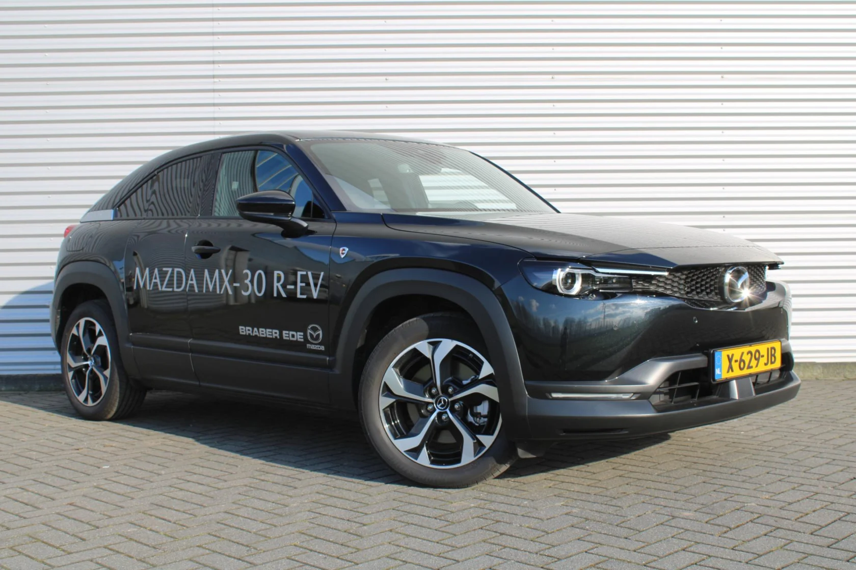 Mazda-MX-30