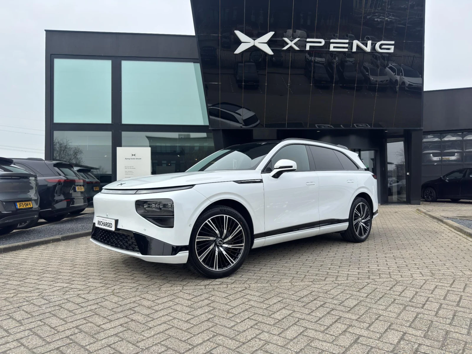 Xpeng-G9