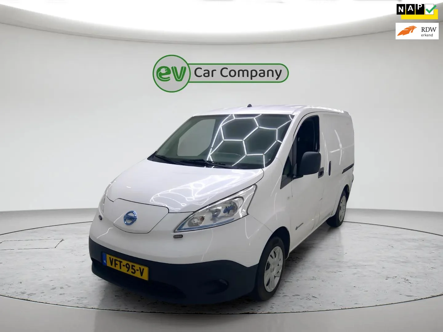 Nissan-NV200
