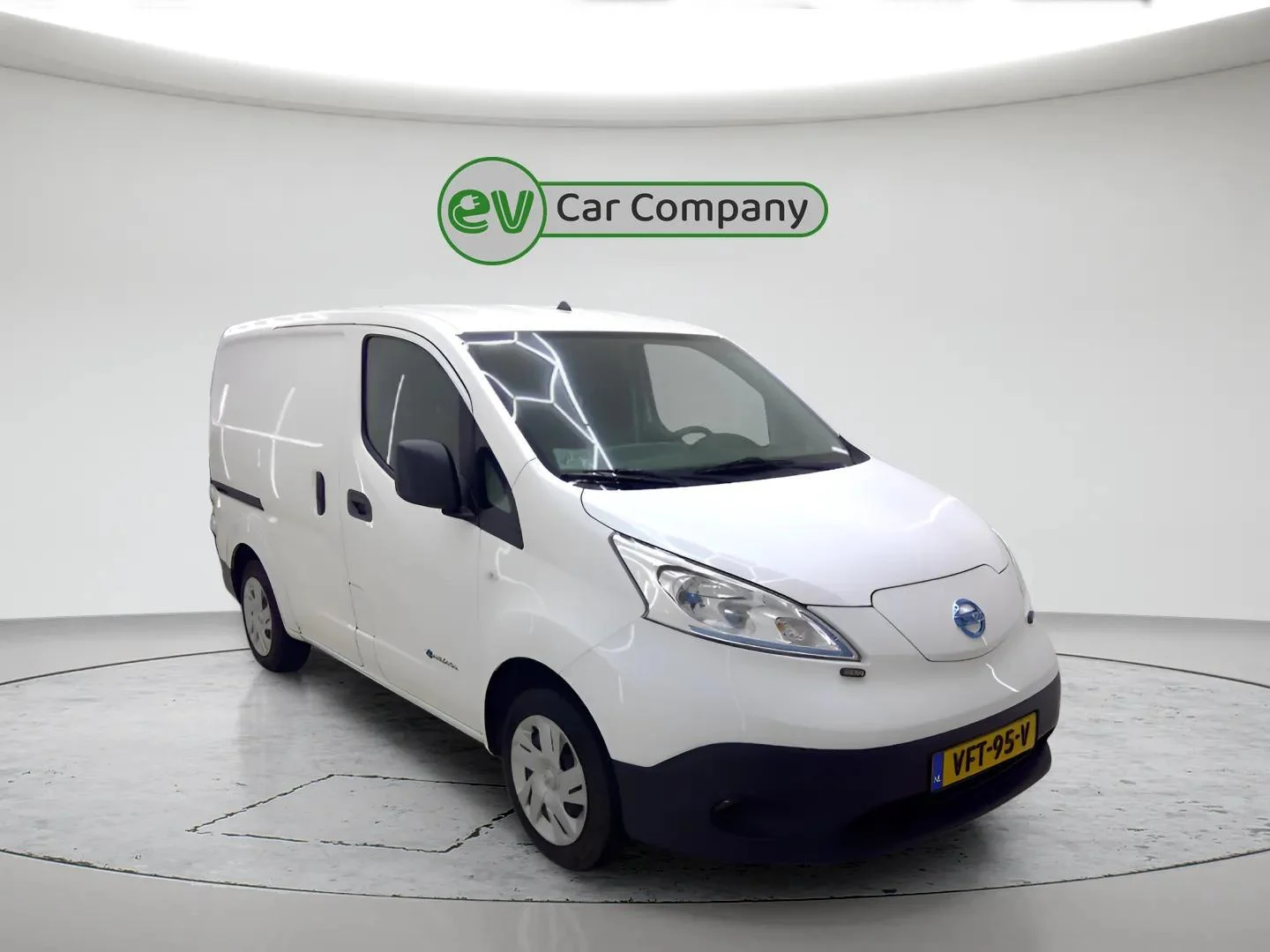 Nissan-NV200