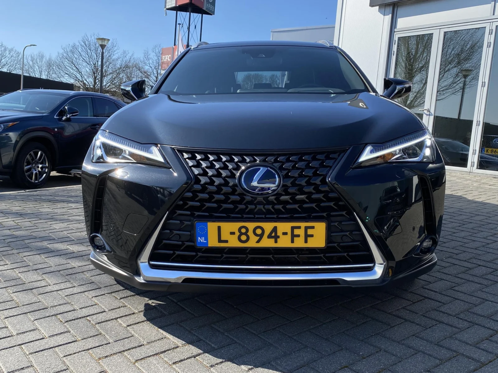 Lexus-UX