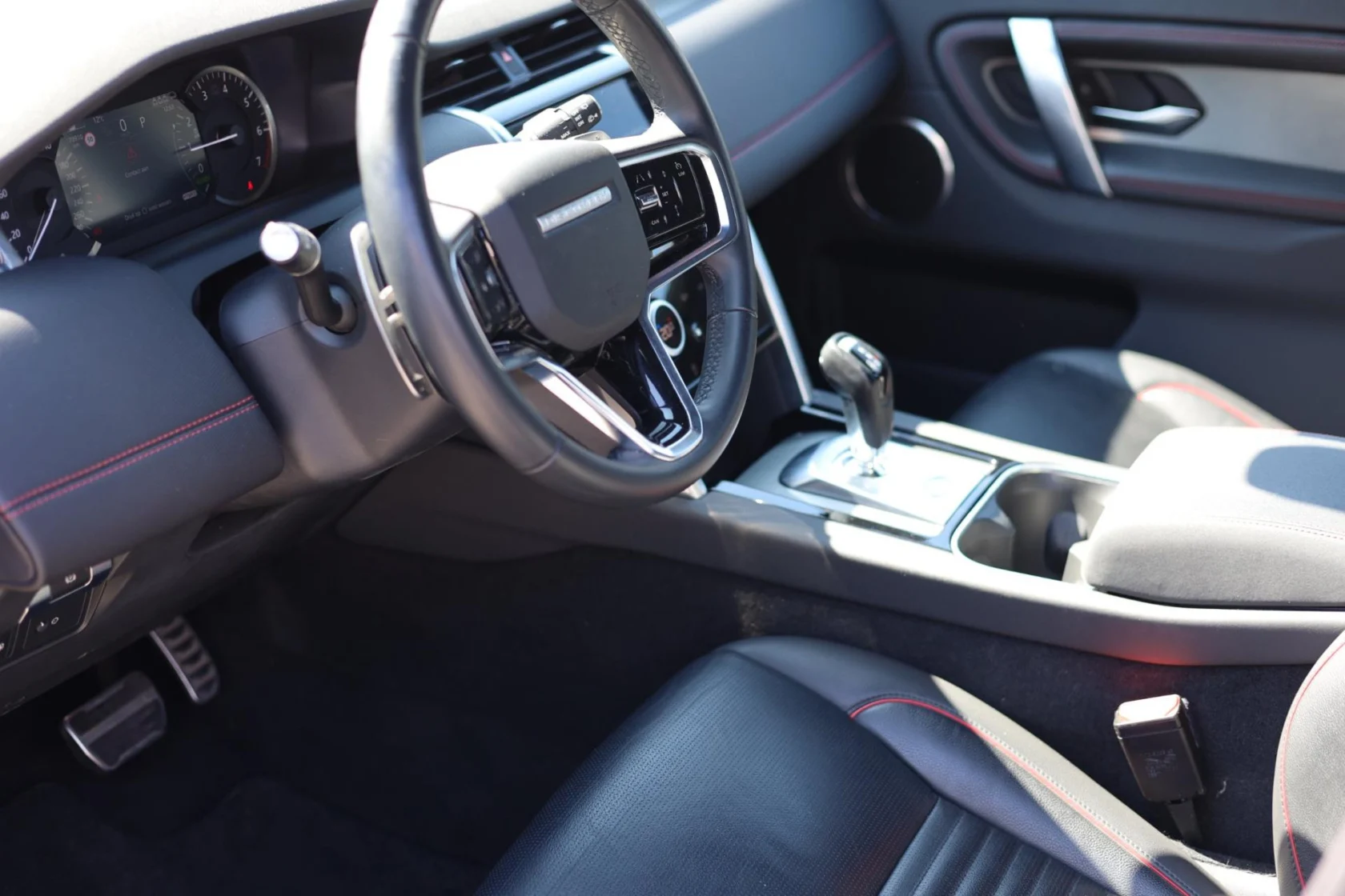 Land Rover-Discovery Sport