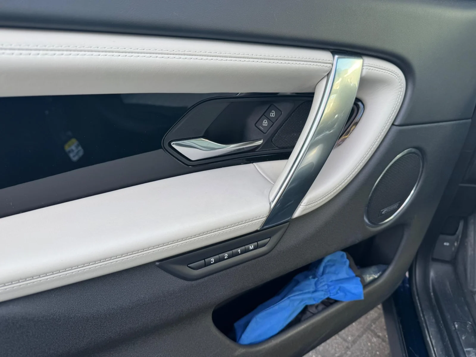 Land Rover-Discovery Sport