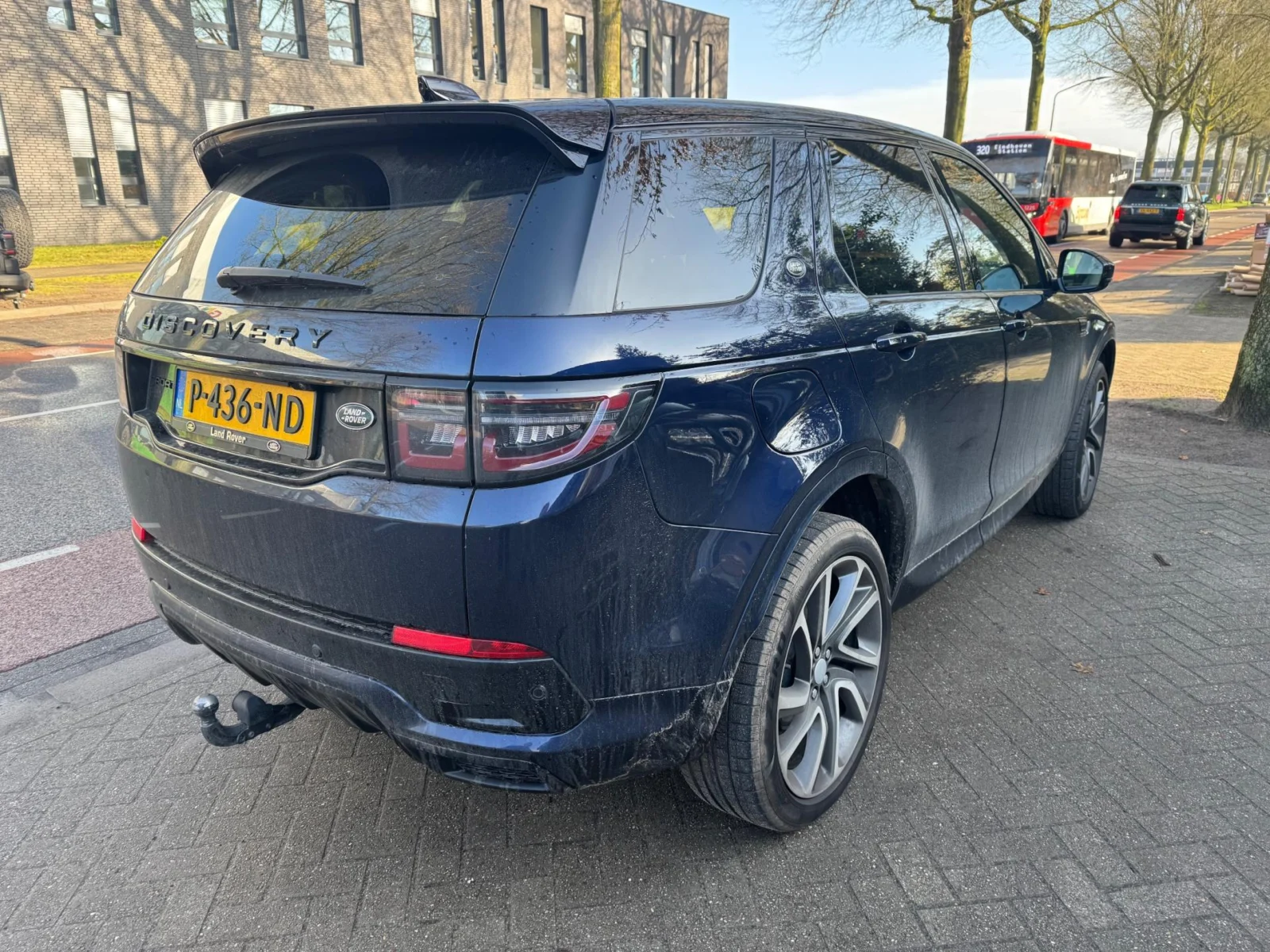 Land Rover-Discovery Sport