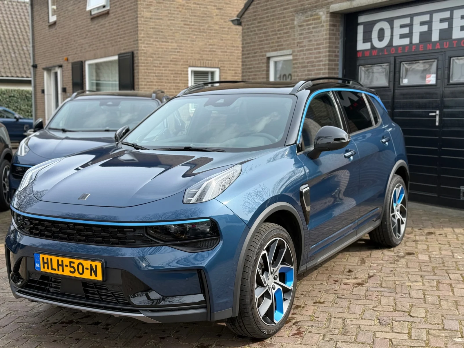 Lynk & Co-01