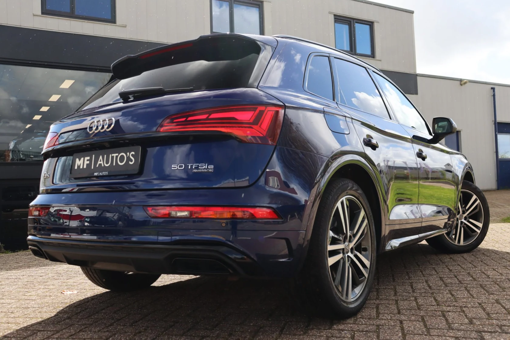Audi-Q5