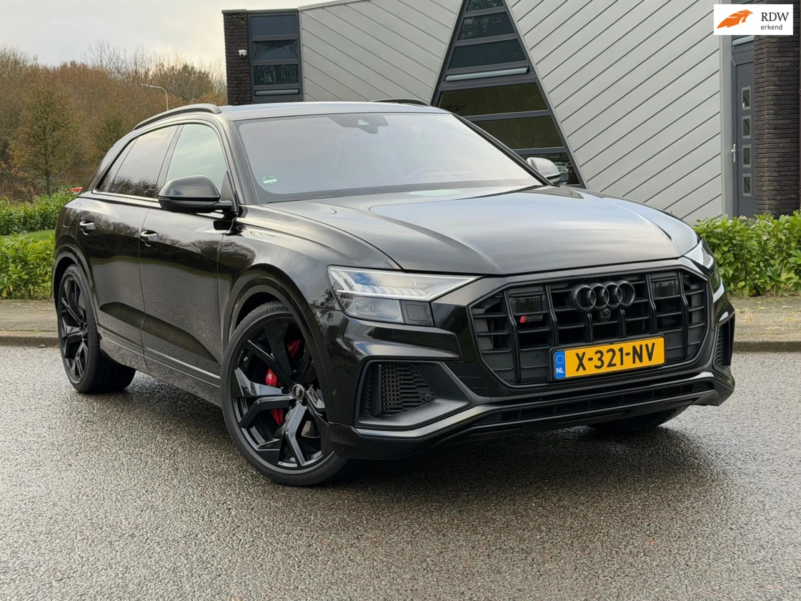 Audi-SQ8