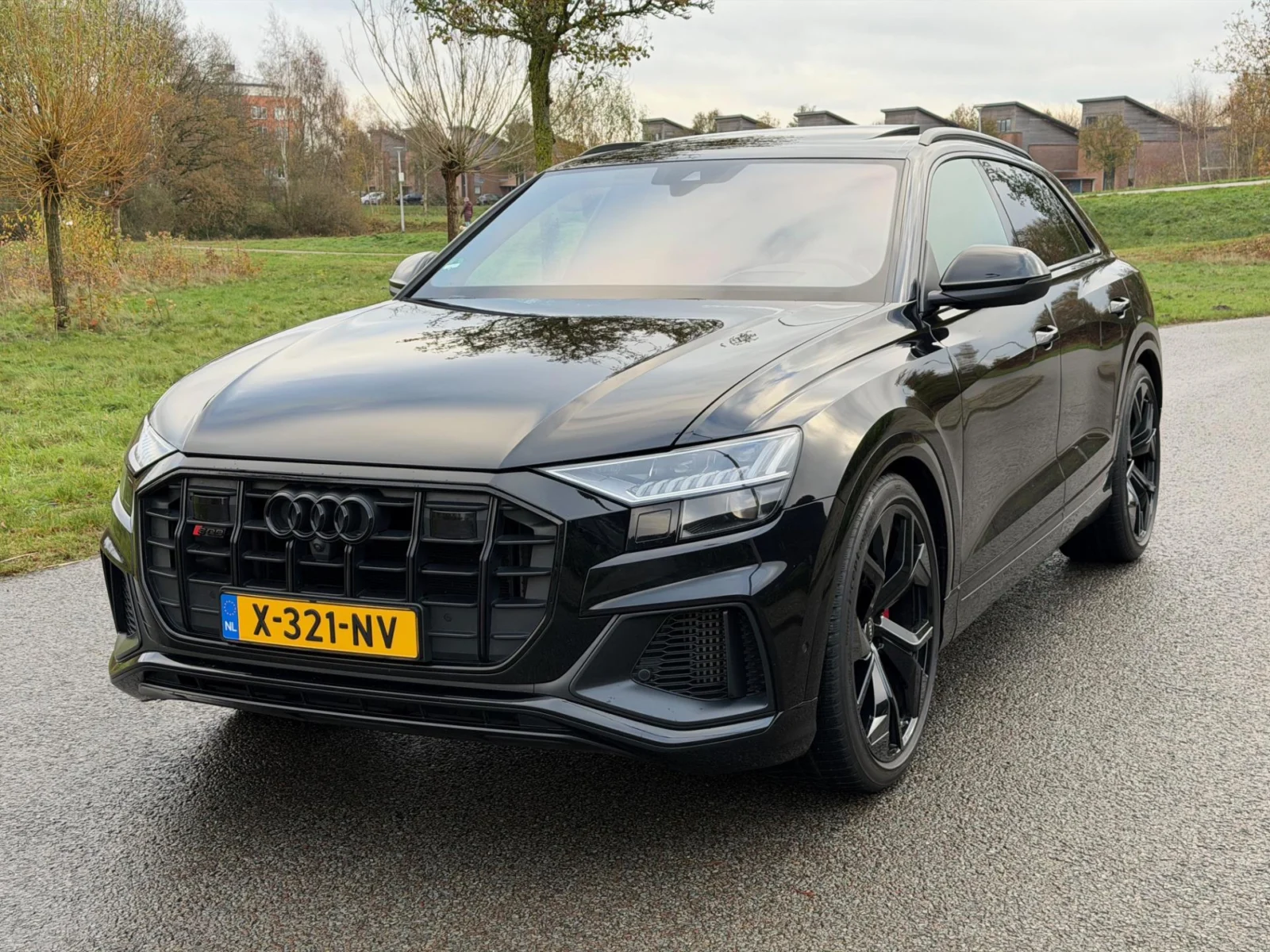 Audi-SQ8