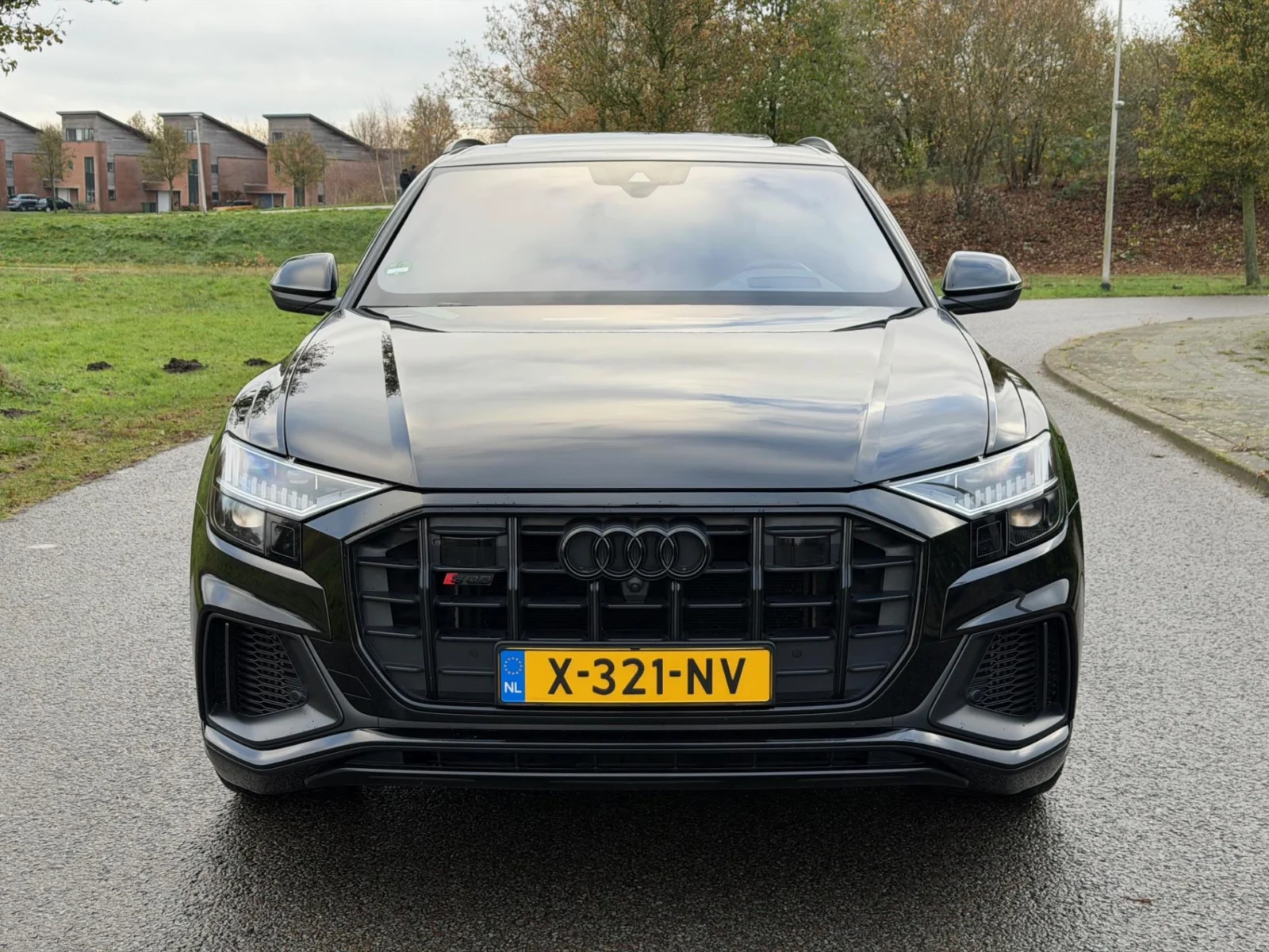 Audi-SQ8