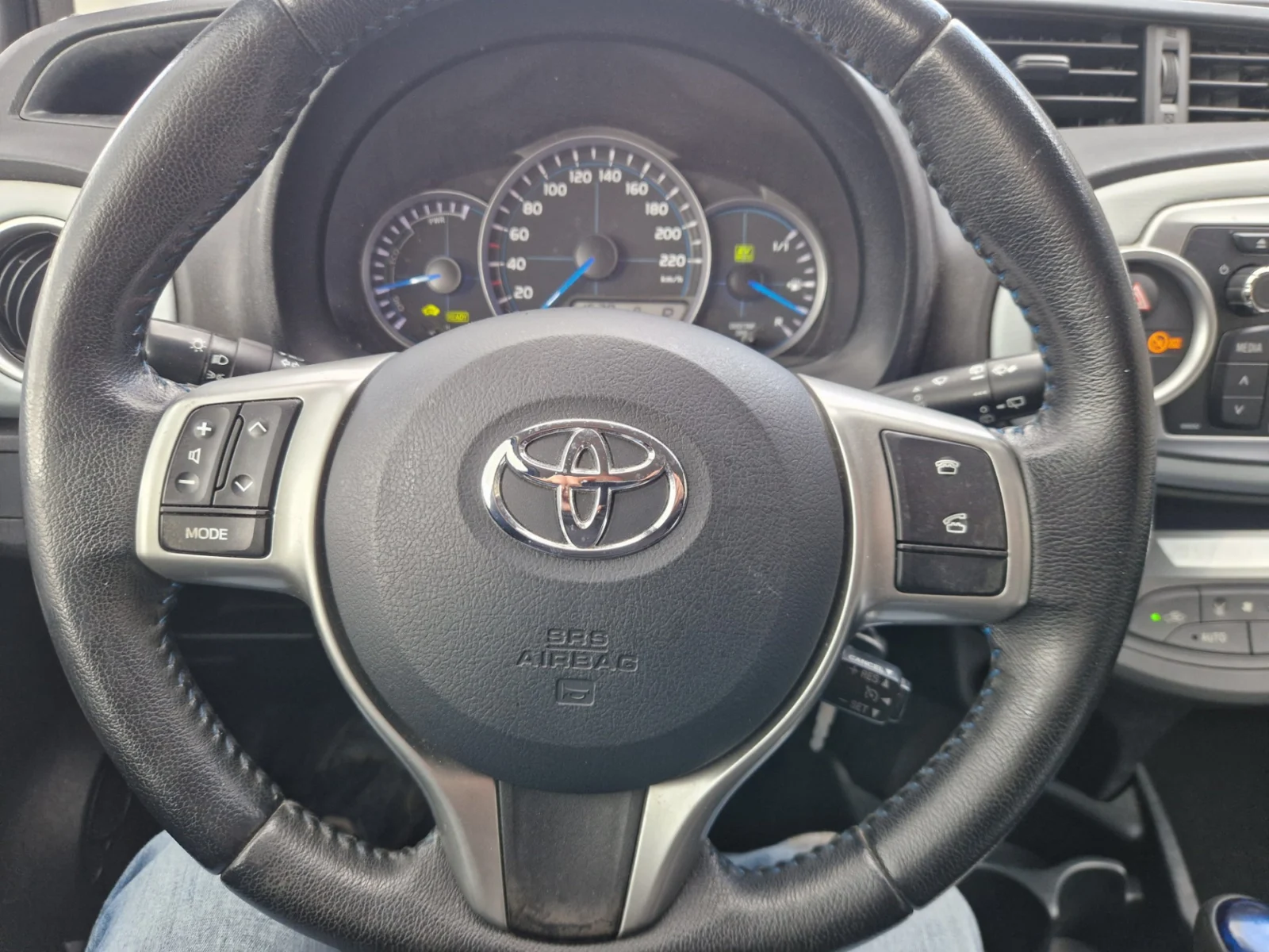 Toyota-Yaris