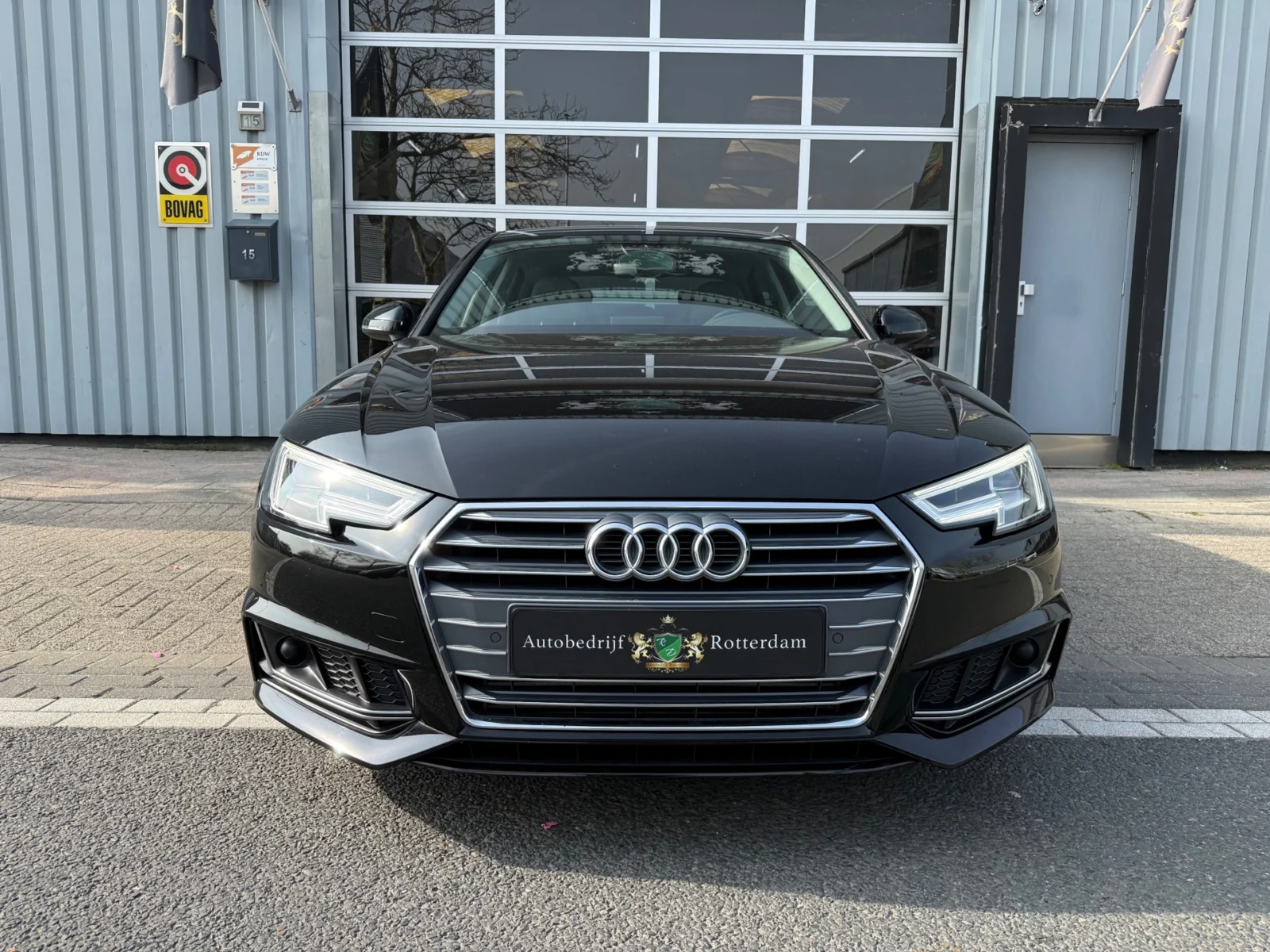 Audi-A4