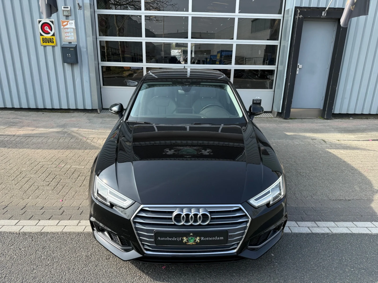 Audi-A4