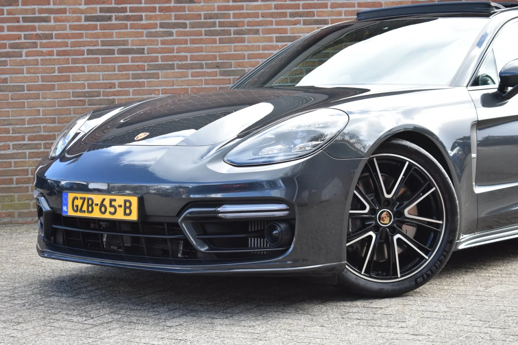 Porsche-Panamera