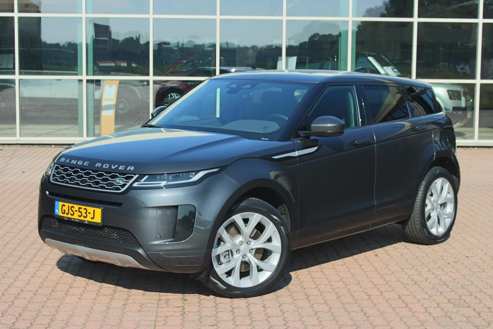 Land Rover-Range Rover Evoque