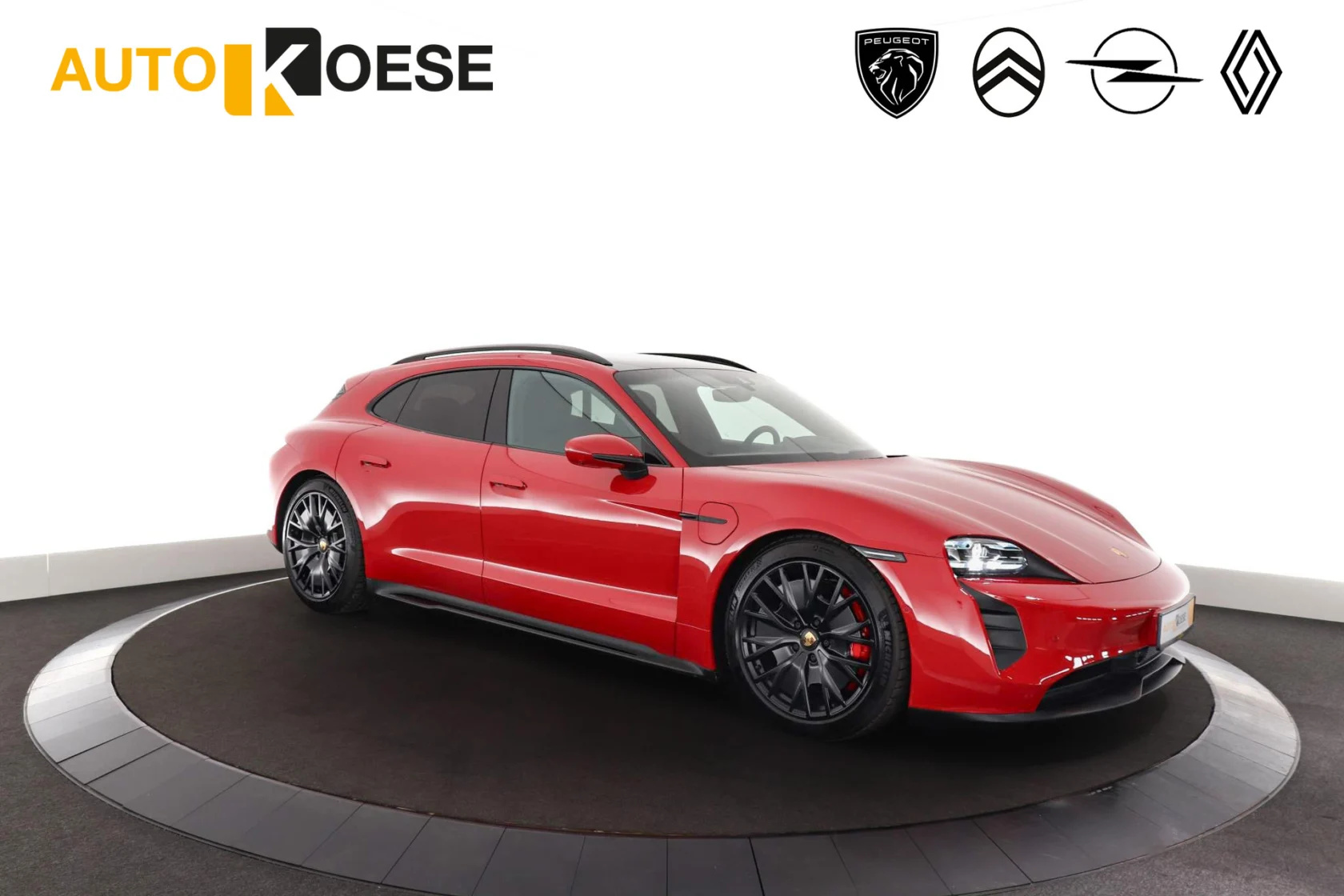 Porsche-Taycan Sport Turismo