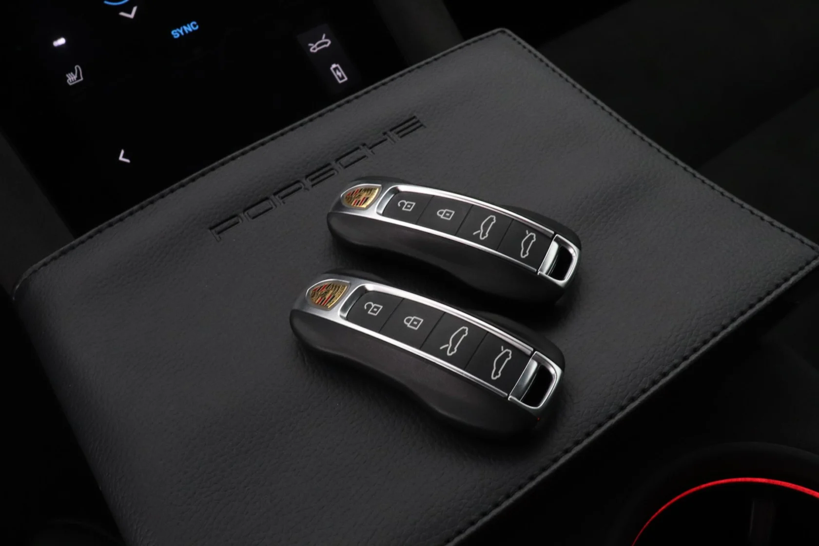 Porsche-Taycan Sport Turismo