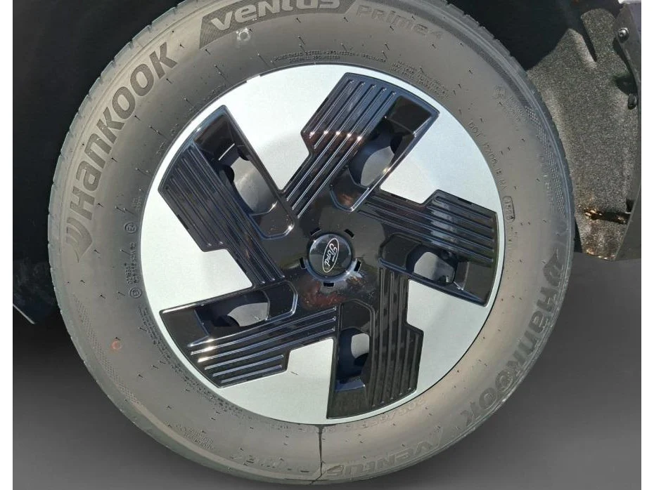 Ford-Transit Courier