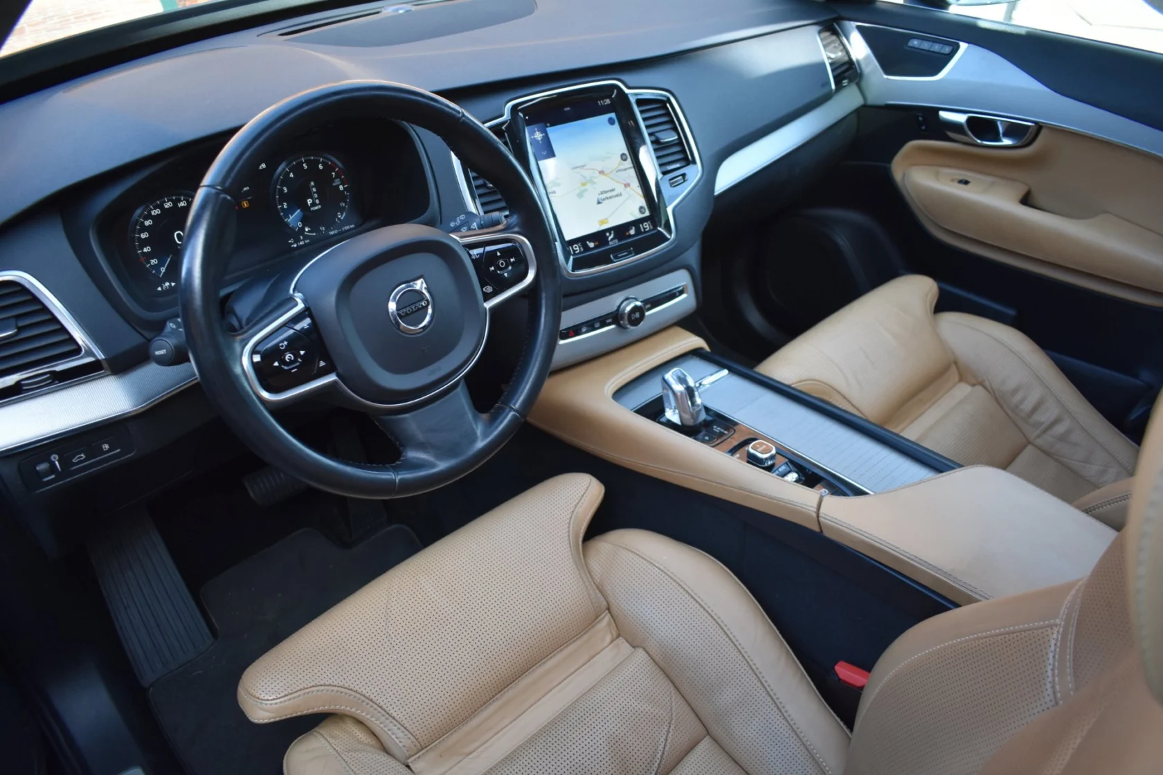 Volvo-XC90