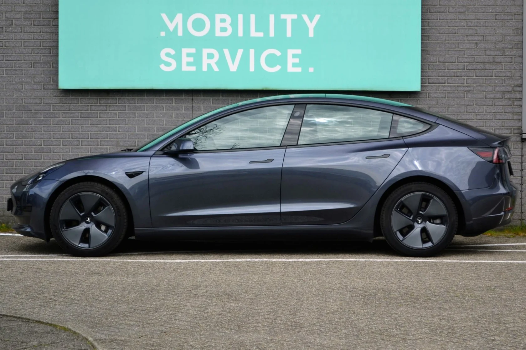 Tesla-Model 3