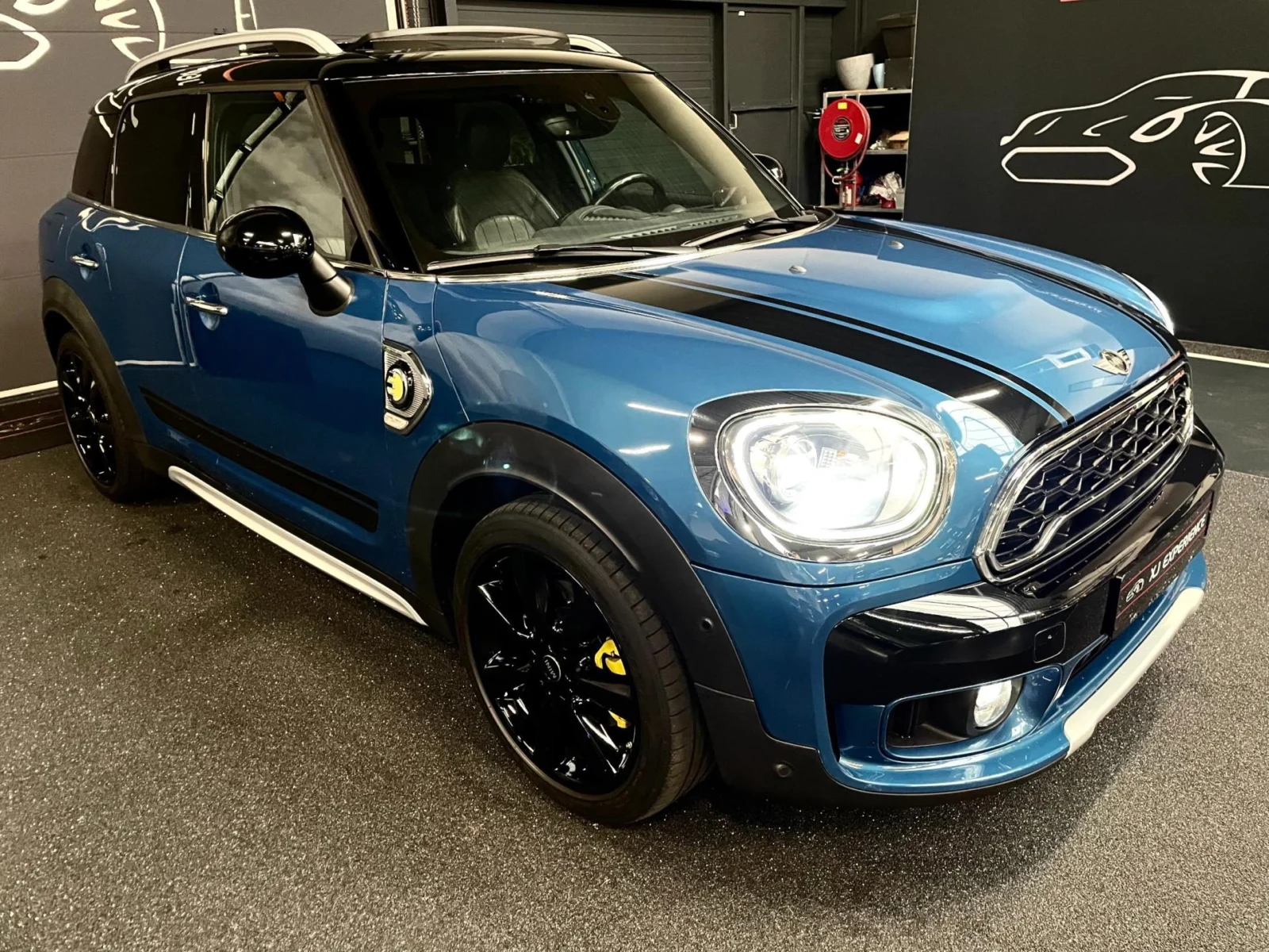MINI-Countryman